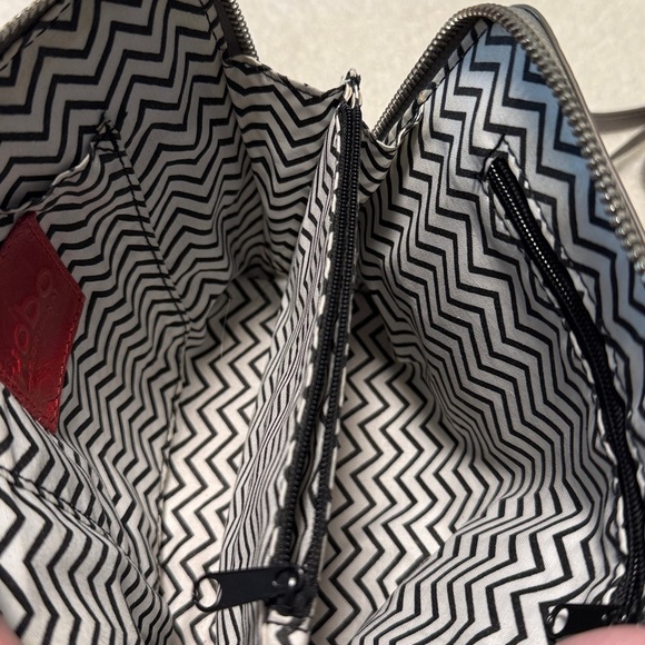 HOBO Crossbody Purse - Picture 4 of 7